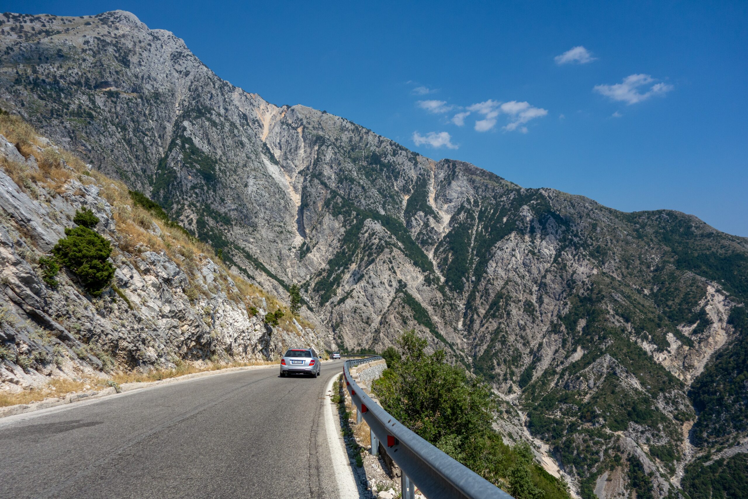 Noleggiare un auto in Albania